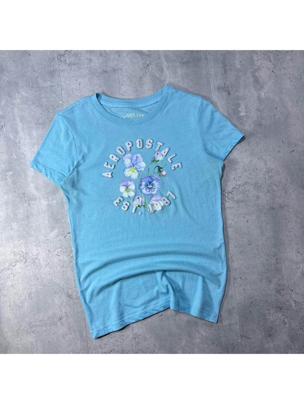 Y2K Aeropostale Women’s Logo Blue Flower t shirt